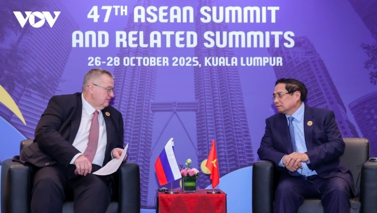 Vietnam attaches great importance to developing relations with Russia and Australia